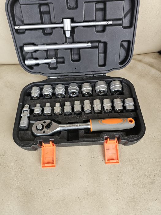 Zestaw kluczy nasadowych STHOR 3/8