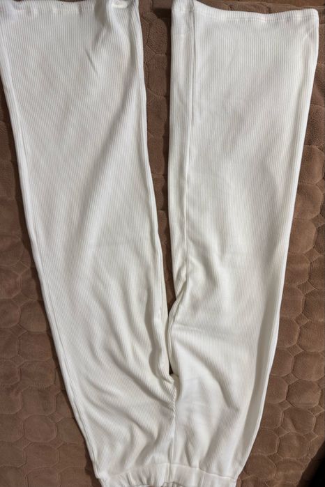 Матеріал ангора, розмір 42-46.