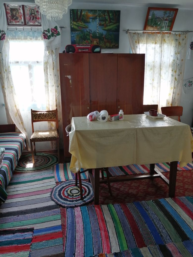 Продам будинок у с. ПІСКІВ (Костопільський р-н) Рівненська обл.