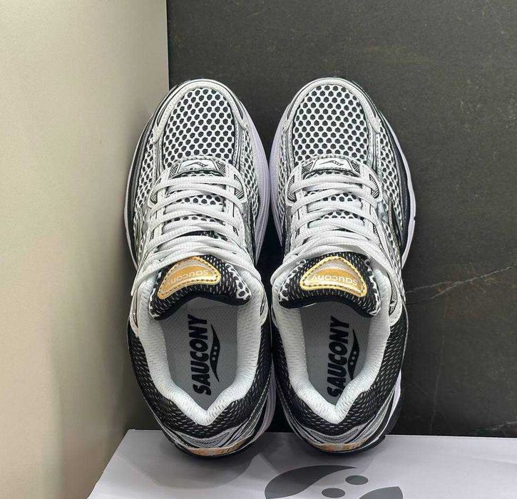Чоловічі кросівки Saucony Progrid Omni 9 топ якість