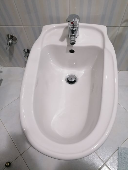 Bidé branco - WC