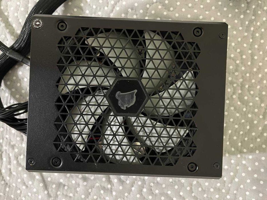 Блок живлення Corsair RM1000X 1000W 80 Plus Gold Modular