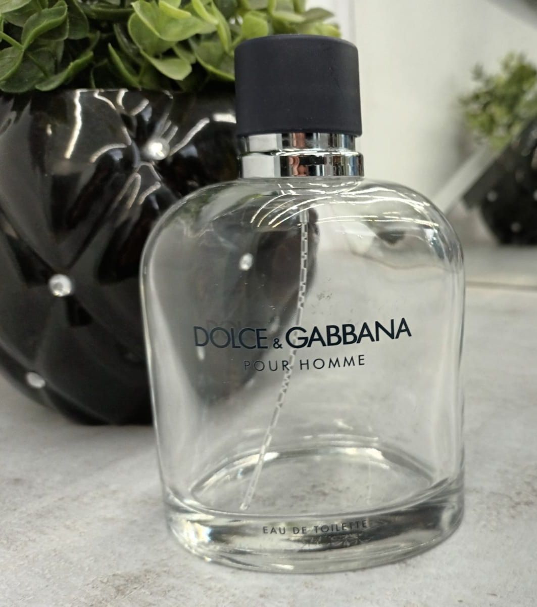 Flakony po perfumach Dolce & Gabbana