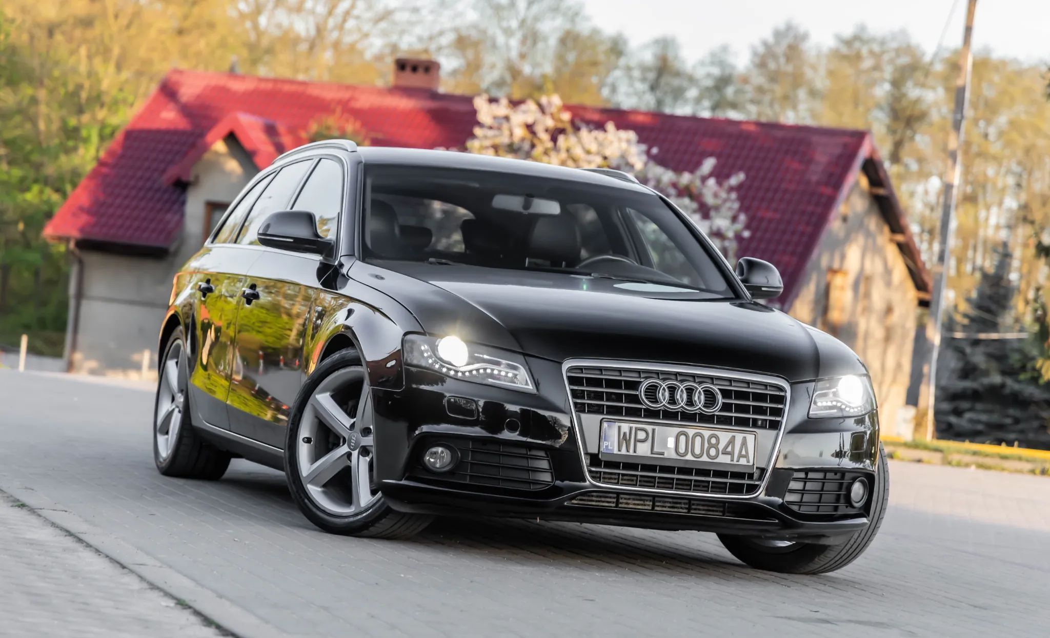 Audi A4 B8~S line~Navi~Alcantara. Czujniki cof~Ledy!!!