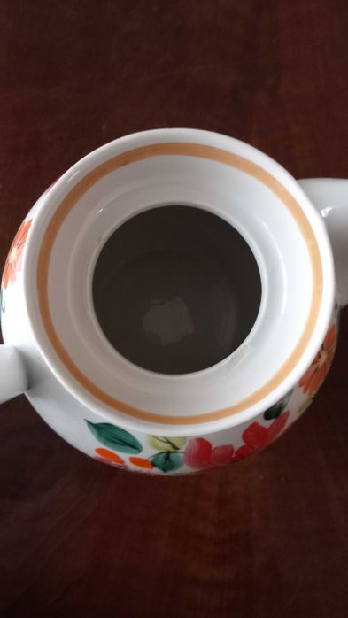 Чайник 2,3 литра фарфоровый