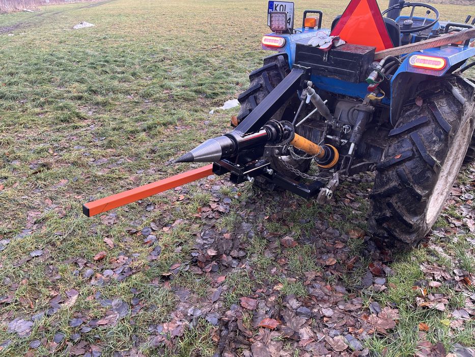 Łuparka do drewna rębak świdrowa do metrów 2 w 1 na wom fi 170