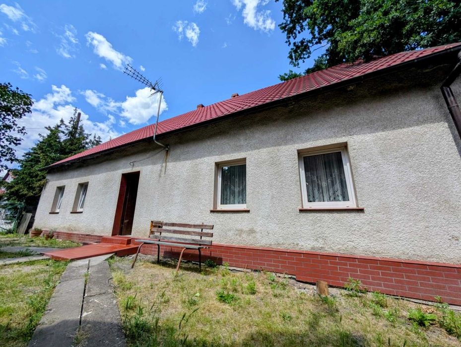 Dom wolnostojący, 33 ar działka, 3 pokoje, Ścinawa