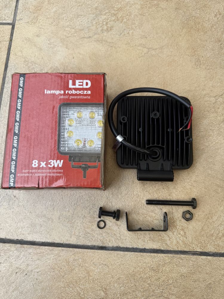 Lampa robocza naswietlacz LED 24V