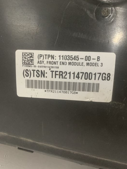 Дифузор у зборі з радіатором і жалюзі до тесла модел 3