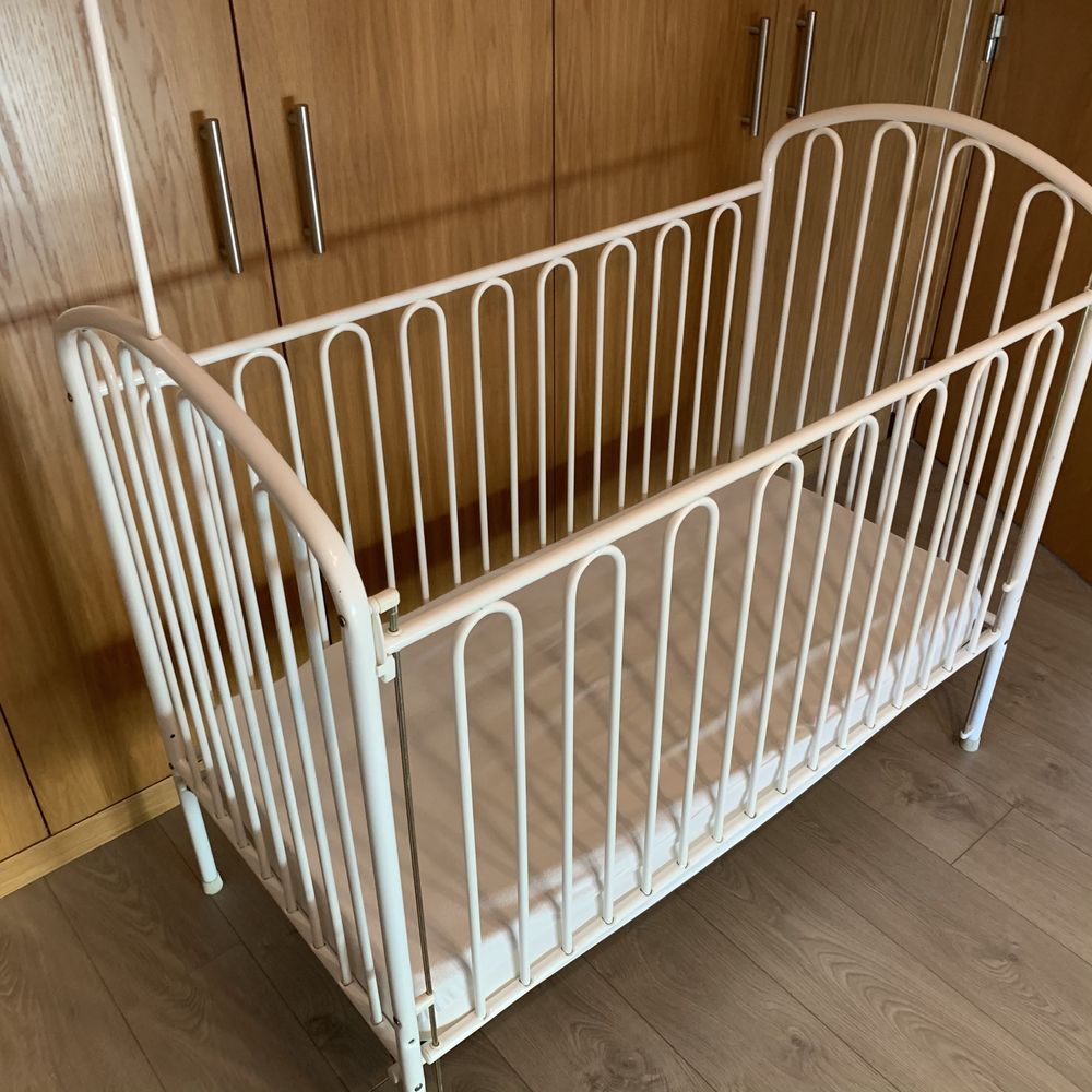 Cama Bebé Estrutura Ferro