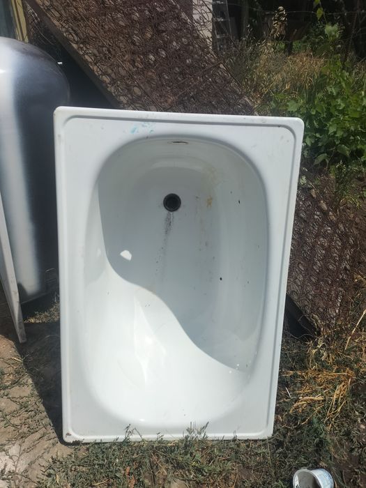 Чугунная ванна душевая