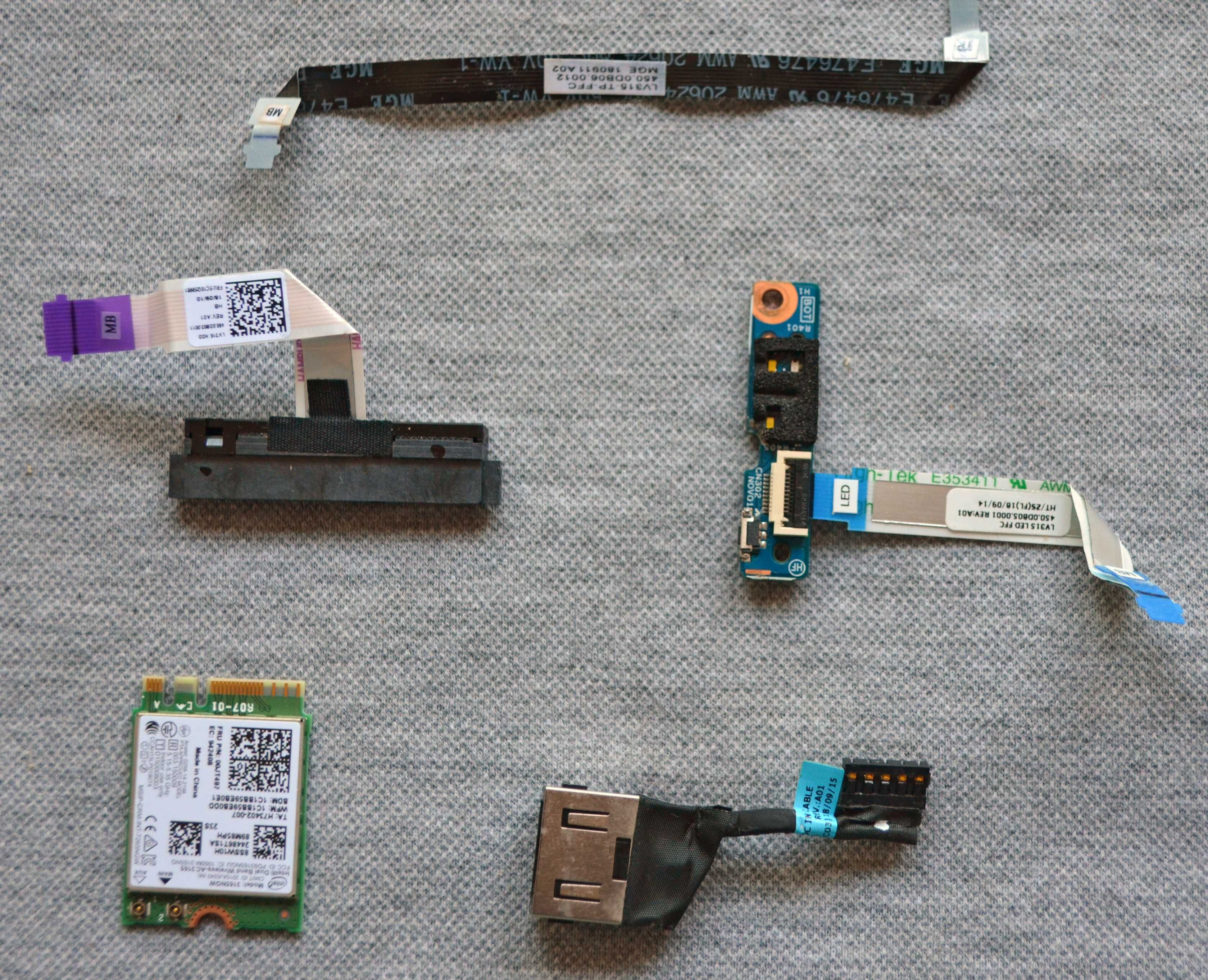 Ноутбук Lenovo V130-15IKB, по запчастинам.