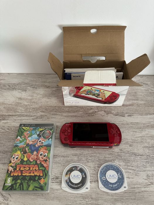 PSP Slim Lite 3004 Red edition