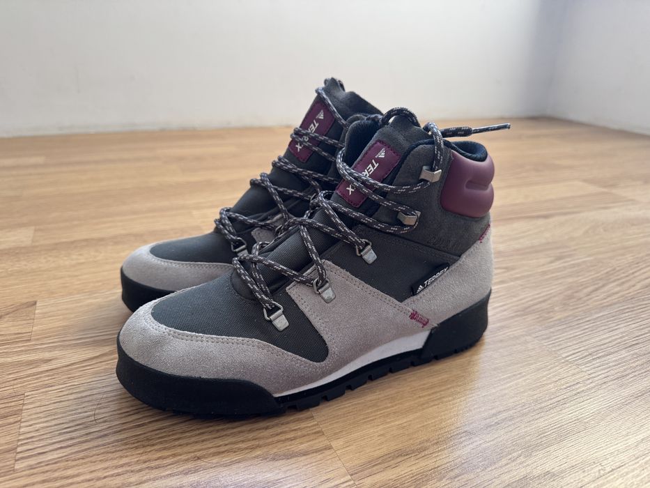 Ботинки для хайкинга Adidas Terrex Snowpitch