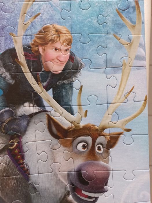 Пазлы Trefl "Frozen", "Barbie"...