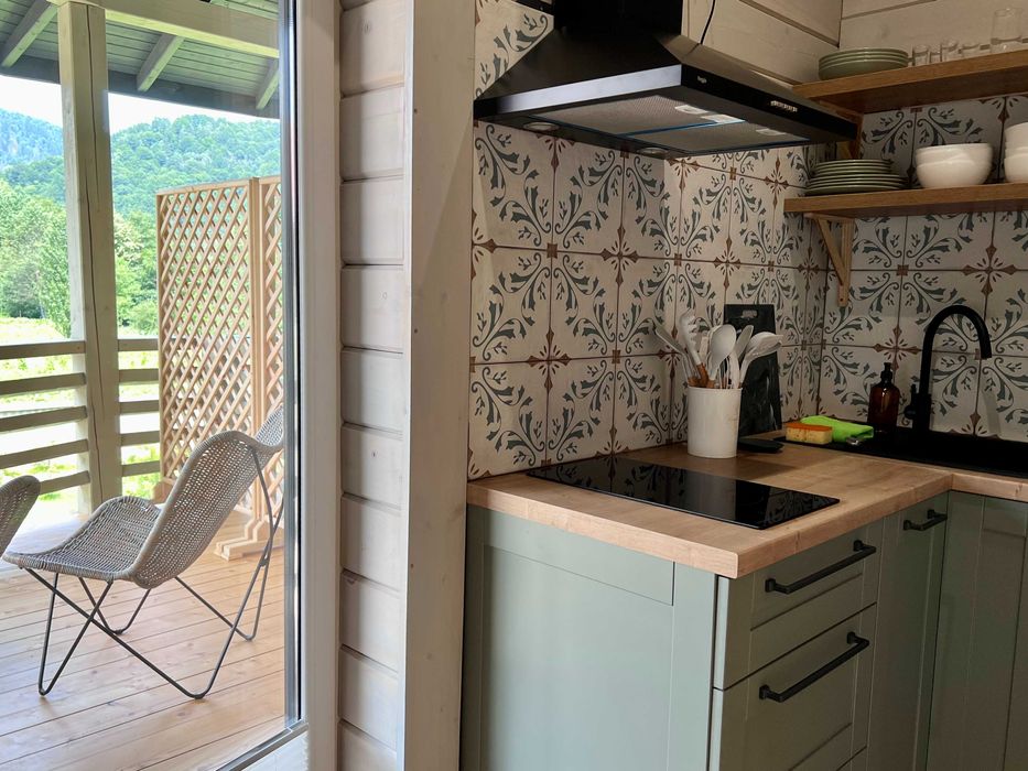 відпочинок в Карпатах НОВІ СКАНДИНАВСЬКІ АПАРТАМЕНТИ біля річки та ГІР