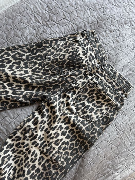 Леопардові джинси