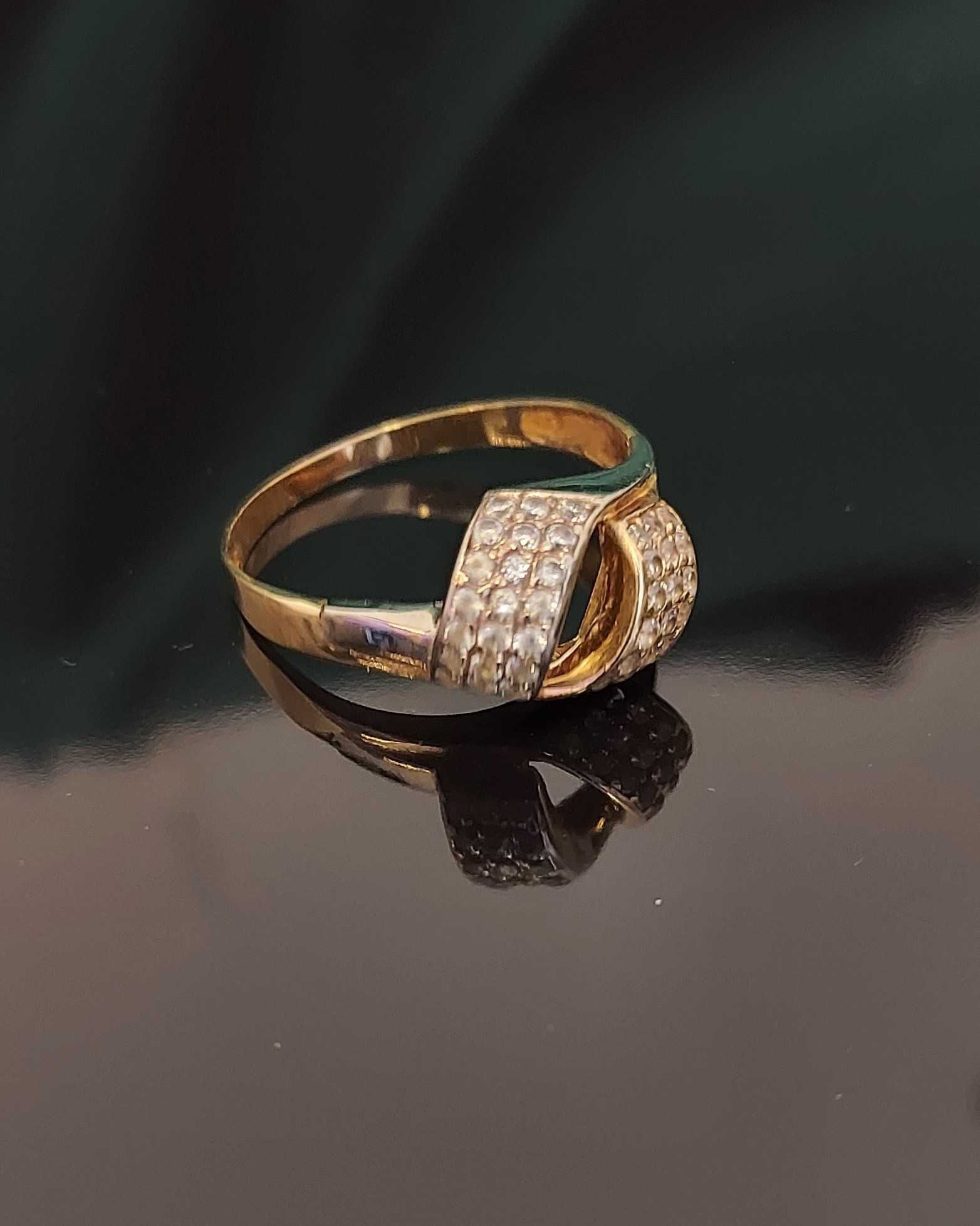 złoty pierścionek z cyrkoniami pr 585