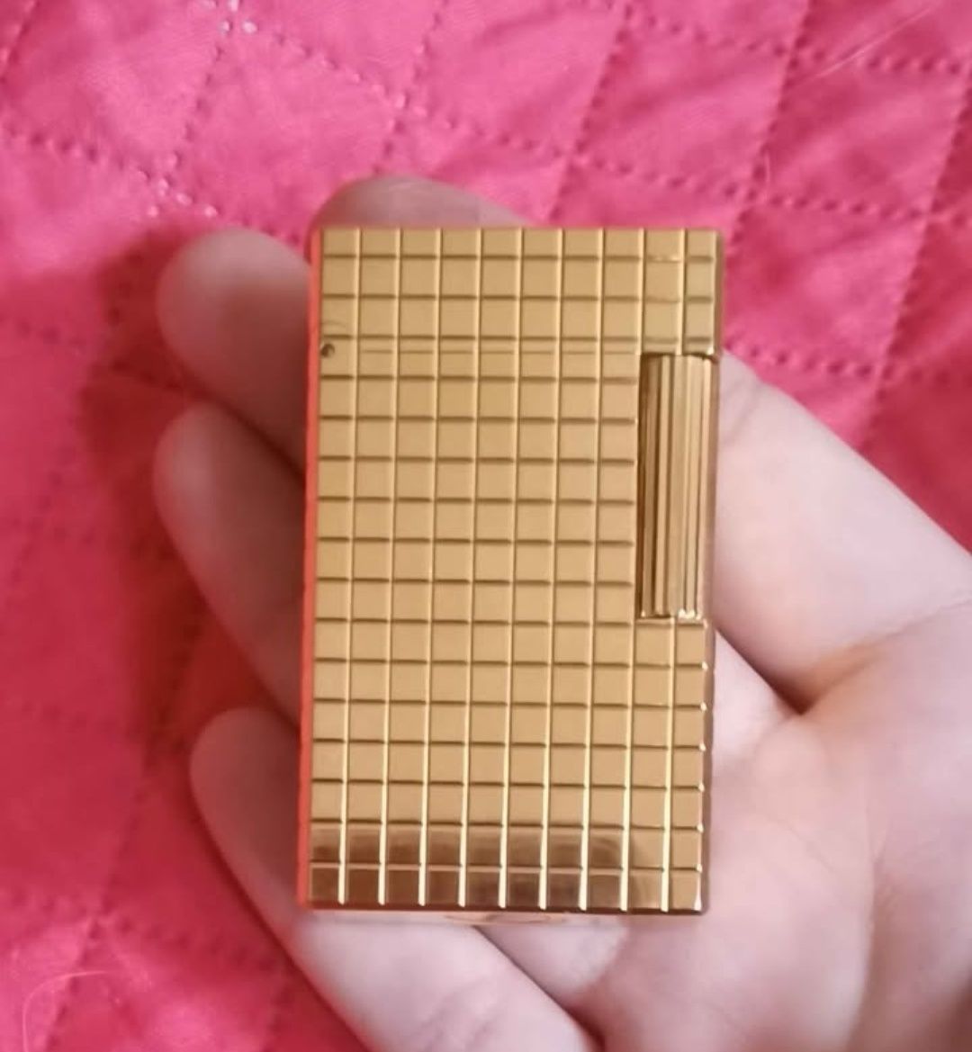 Isqueiro Dupont (banhado a ouro)