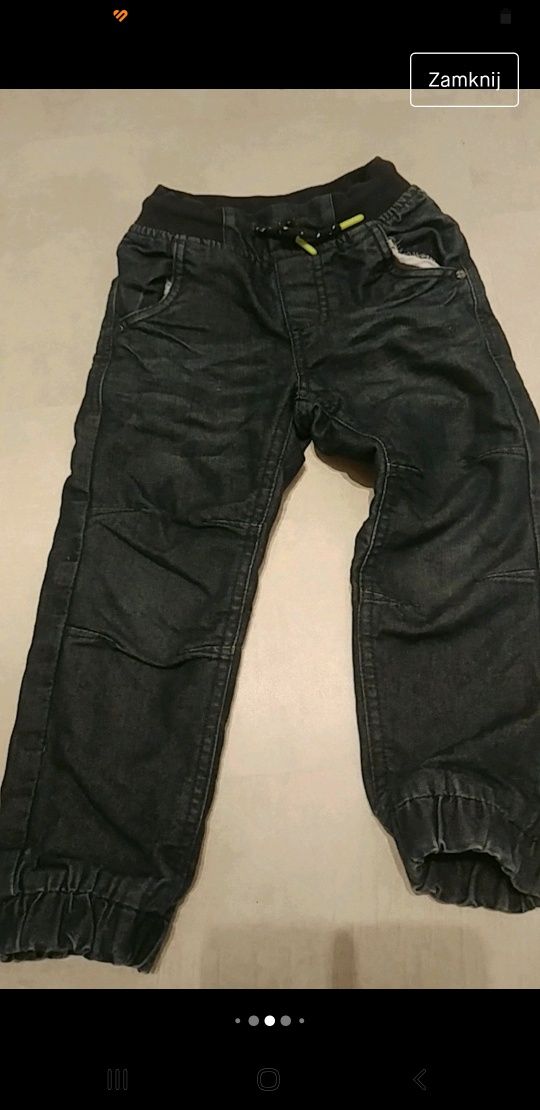 Spodnie jeansowe plus bluza chłopięca, rozm. 104