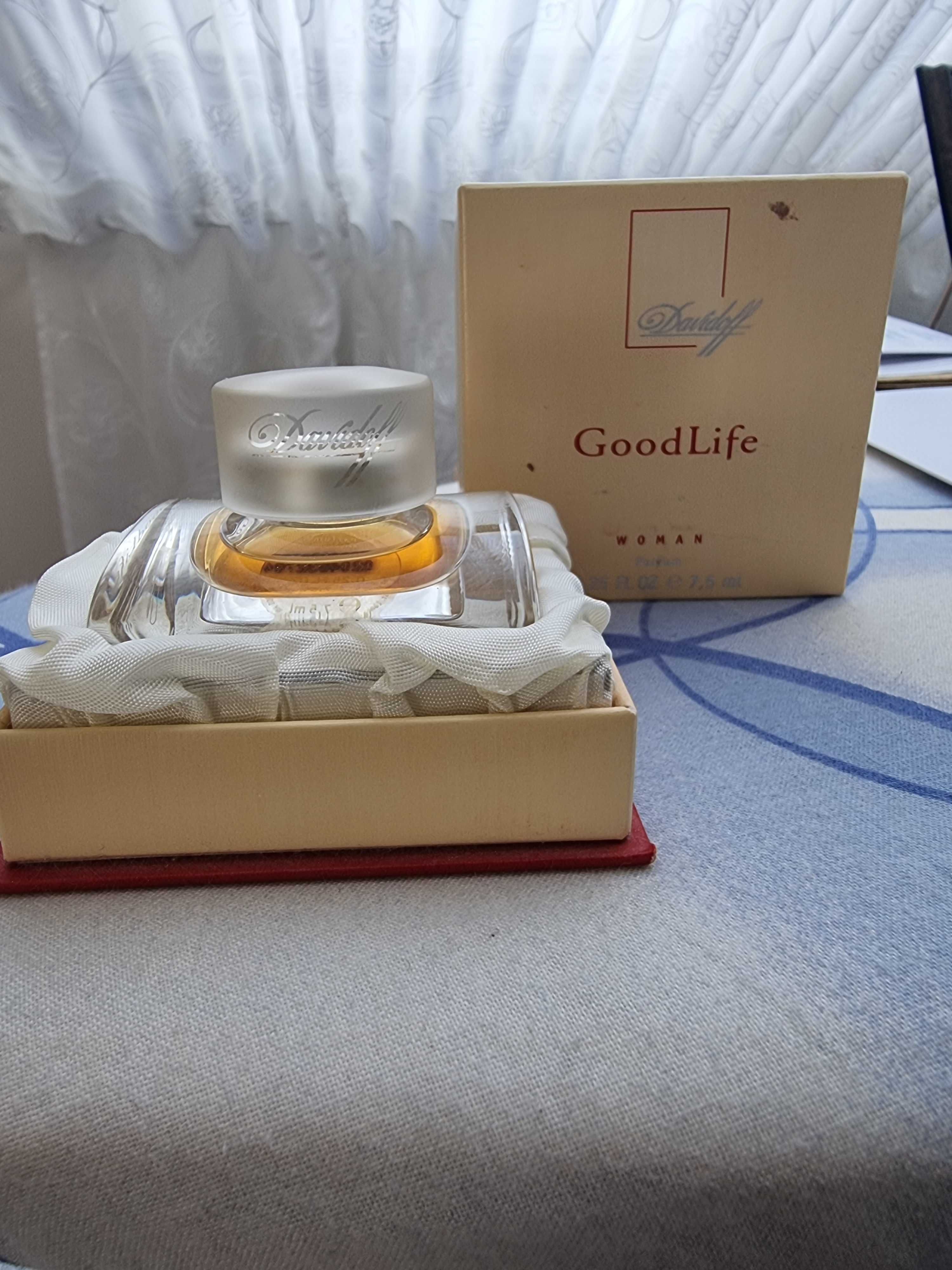 Davidoff good life woman perfum 7.5ml.