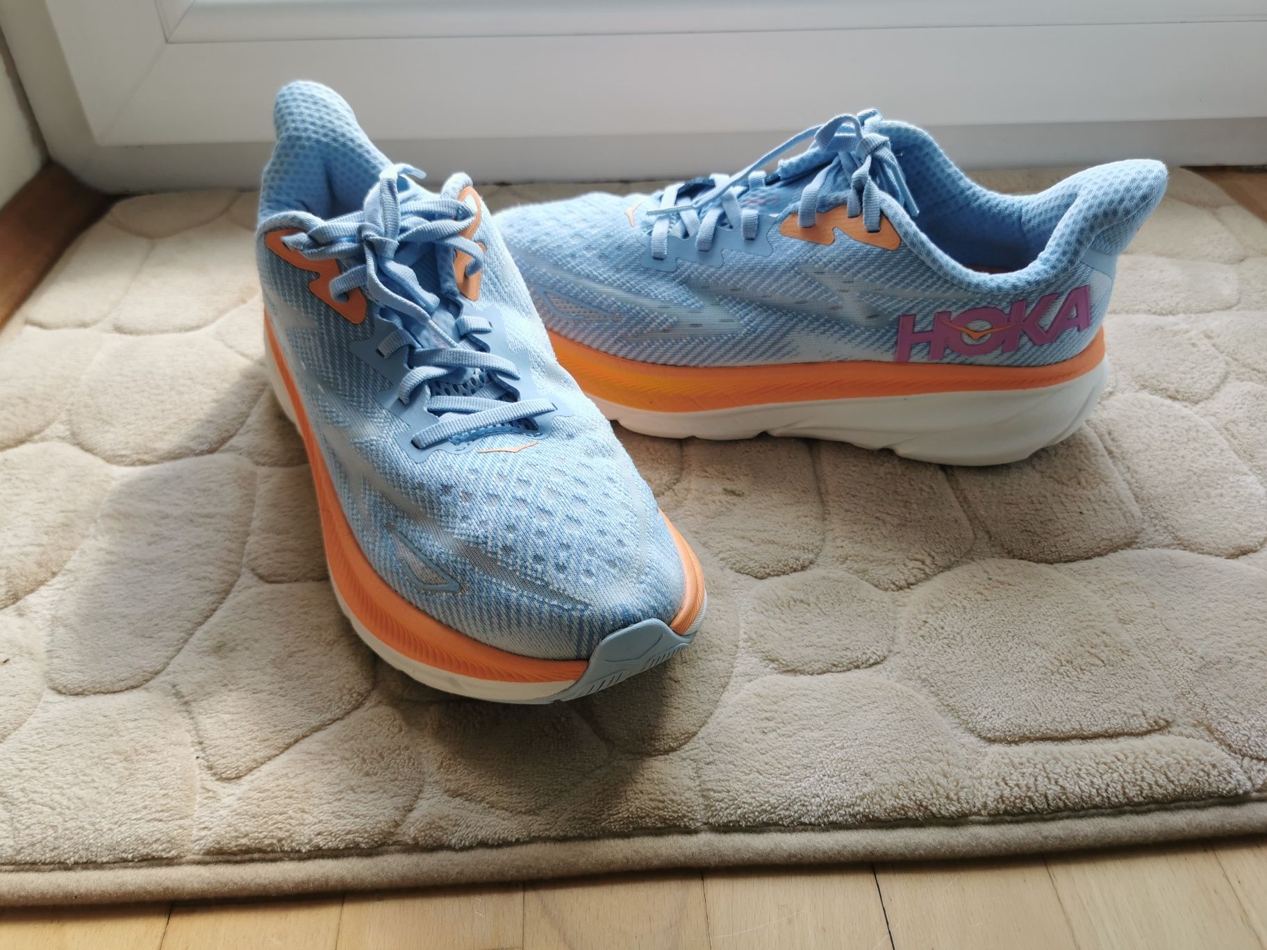 Buty biegowe Hoka Clifton 9 r. 40 i2/3
