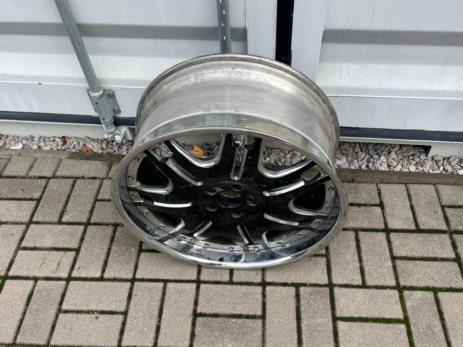 Felgi kute GFG Giovanna (USA) 22” 9,5J 5x120, 2-częściowe