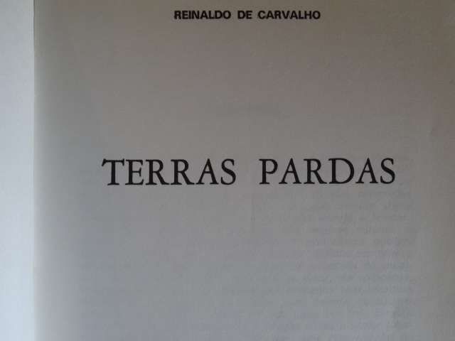 Terras Pardas de Reinaldo de Carvalho