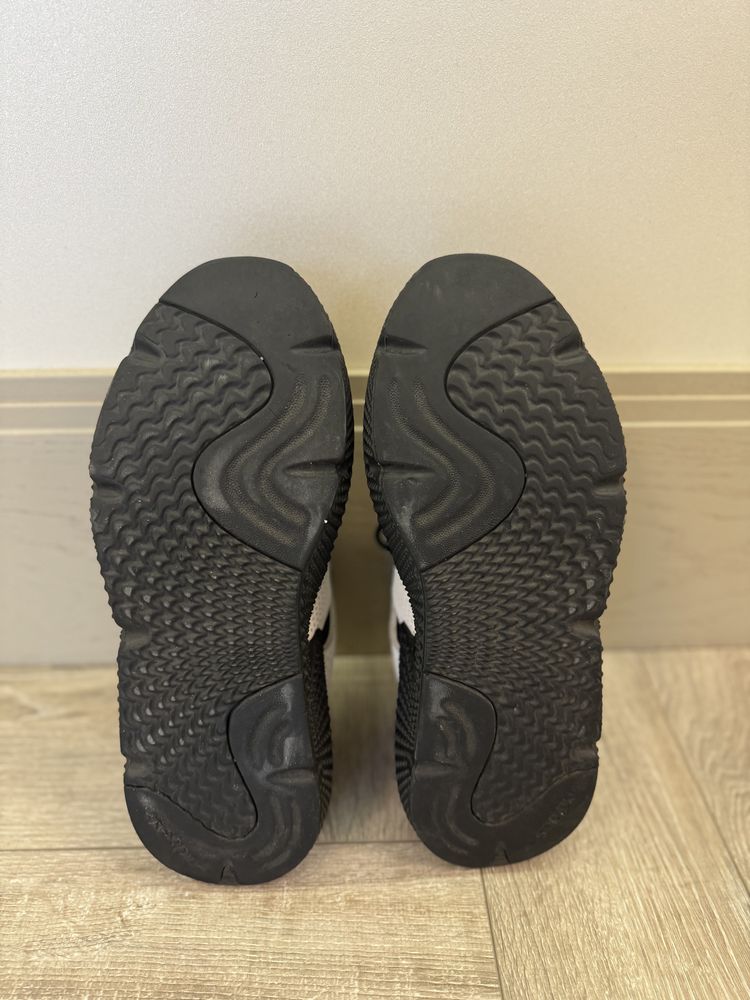 Кросівки Adidas Prophere (45)