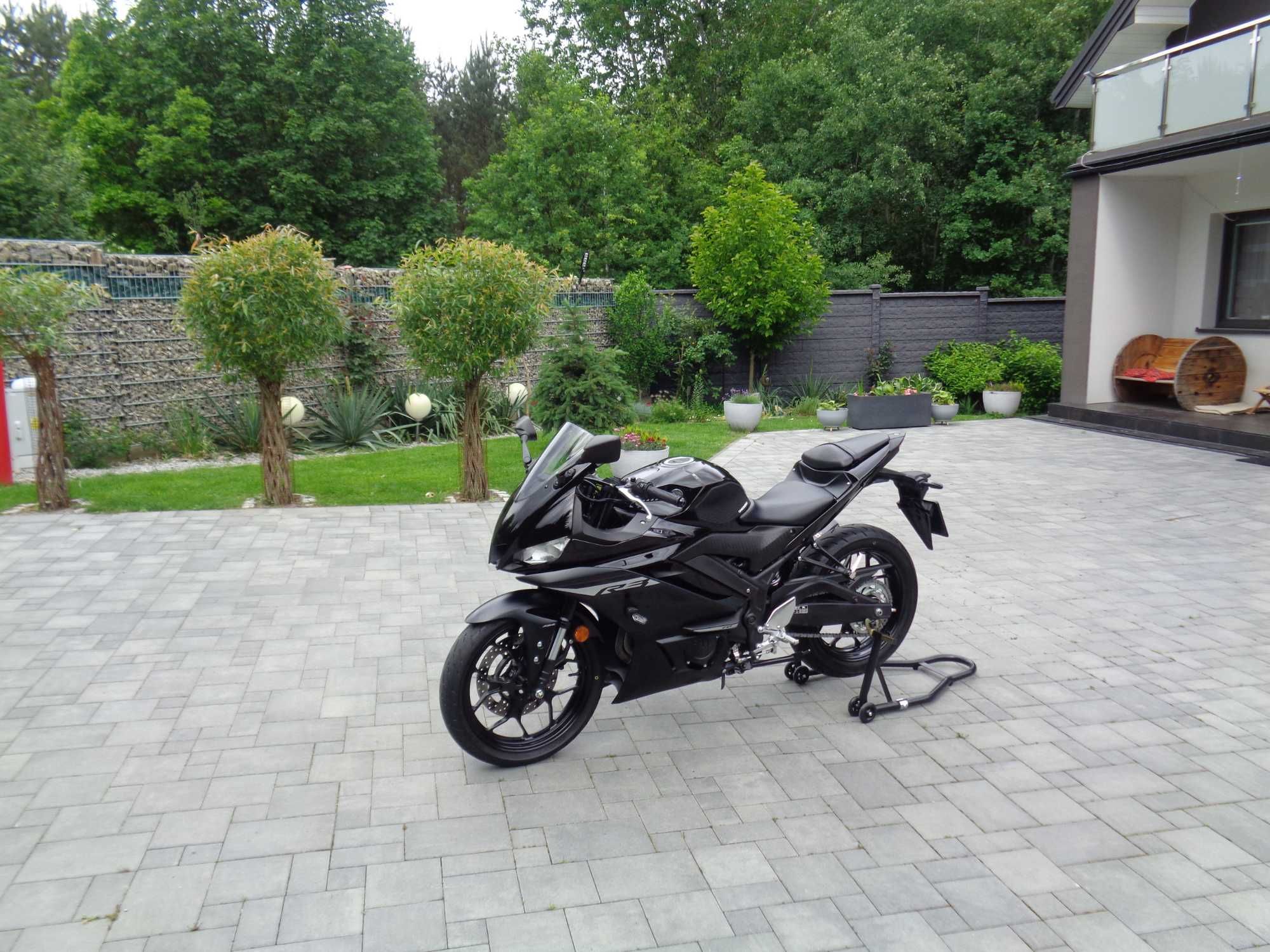 Yamaha YZF-R3 2023 kat.A/A2