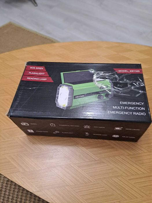 Przenośne radio solarne akumulator 5000 mAh, powerbank, latarka LED