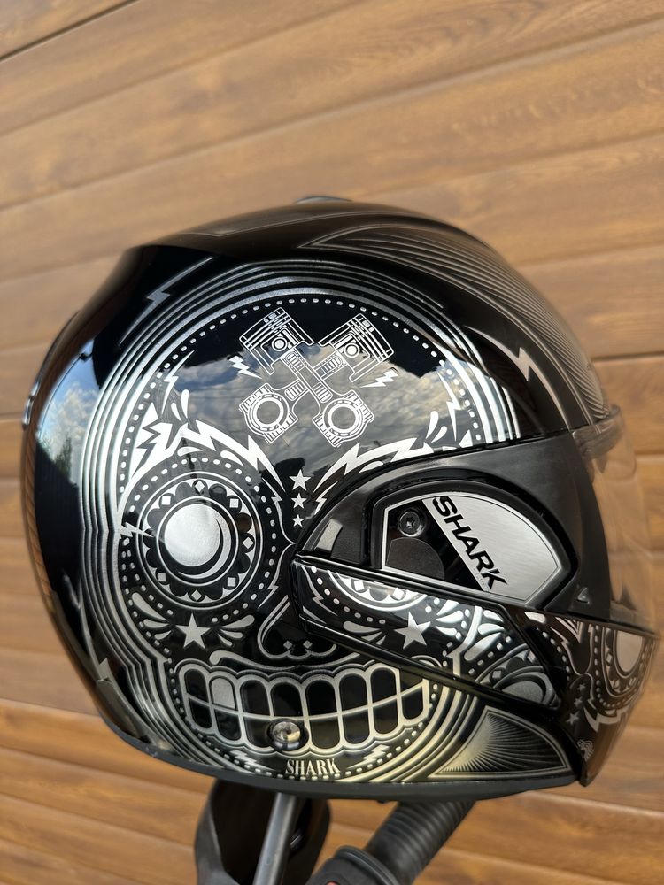 Продам шолом ( шлем , шльом ) Shark evoline s3 mezkal