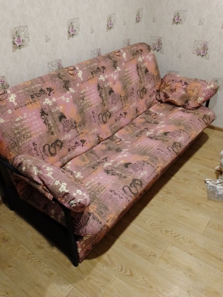 Продам диван Фиджи  в отличном состоянии
