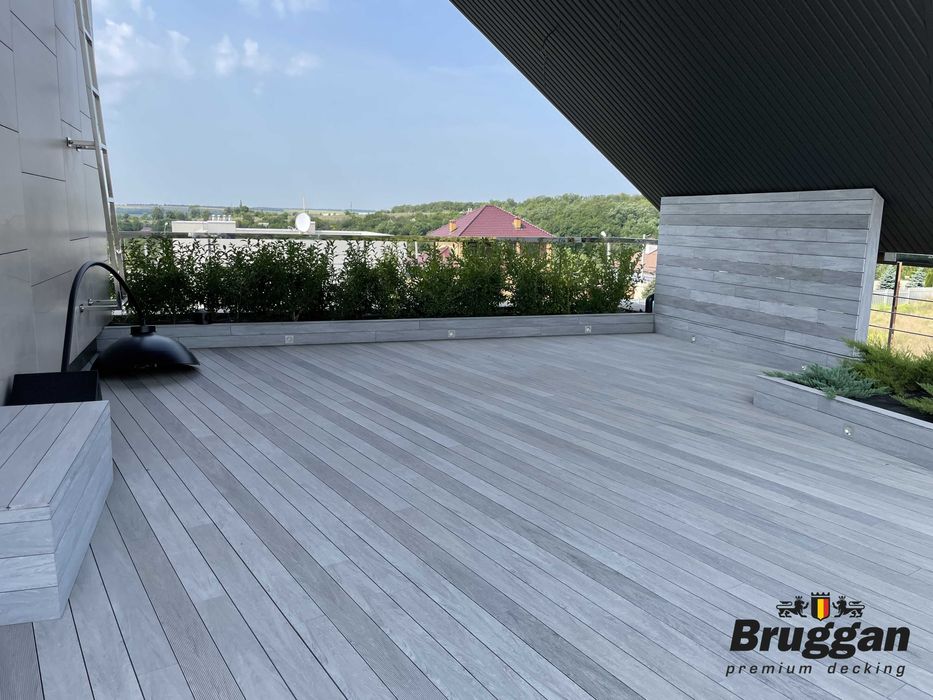 Deska kompozytowa premium. Pełna, barwiona w masie.