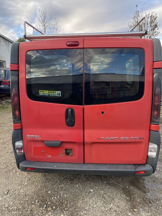 Opel vivaro 2.5 cdti