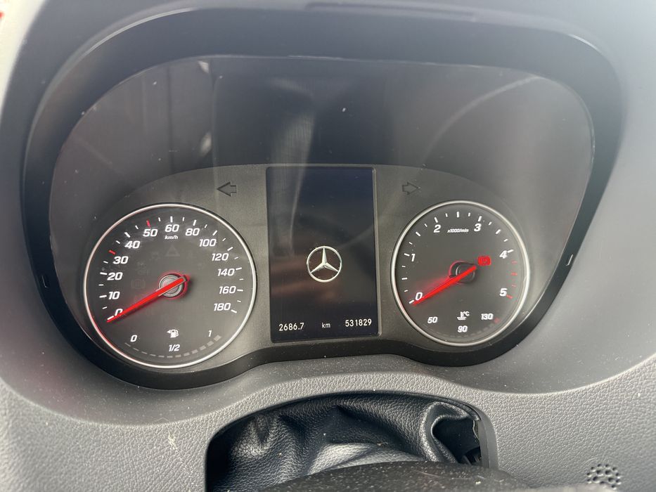 Mercedes Sprinter Chłodnia Izoterma 8 palet