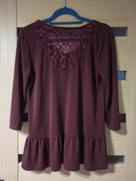 Elegancka bluzka bordowa rękaw 3/4 koronka na plecach baskinka rozm L