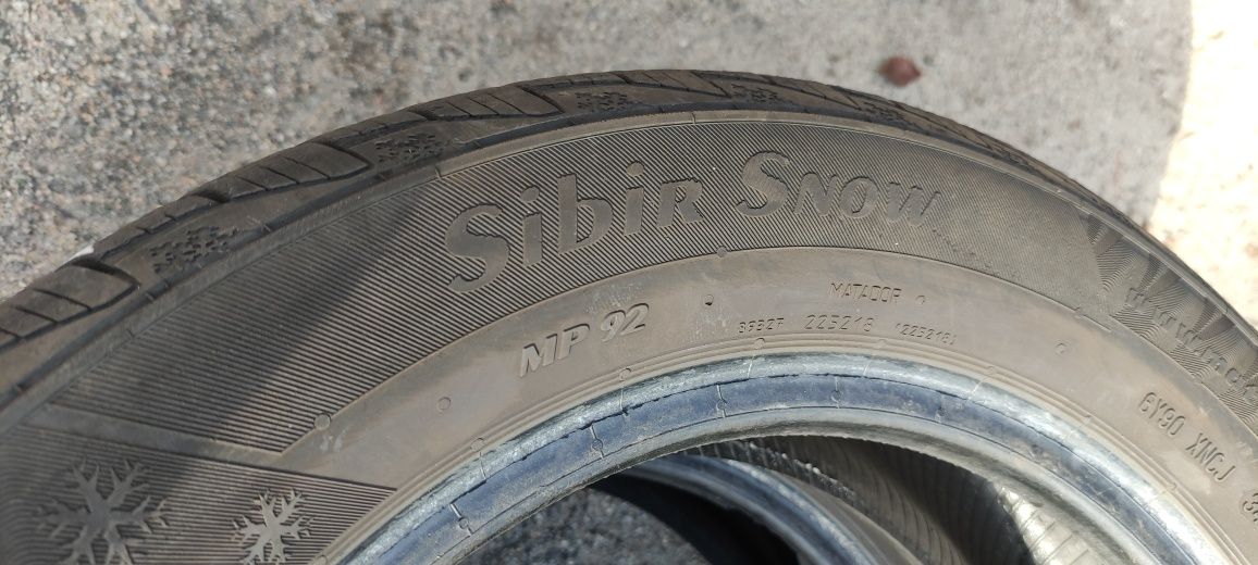 Opony zimowe z 2016r 5mm 185/60/15 Matador 7N