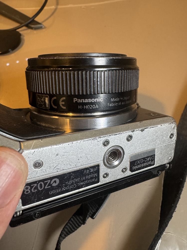 Panasonic Lumix GX7 + Lumix G 20mm F/1.7 H-H020 + karta 128GB