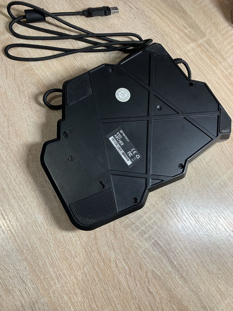 Ігрова клавіатура Fantech Archer K512