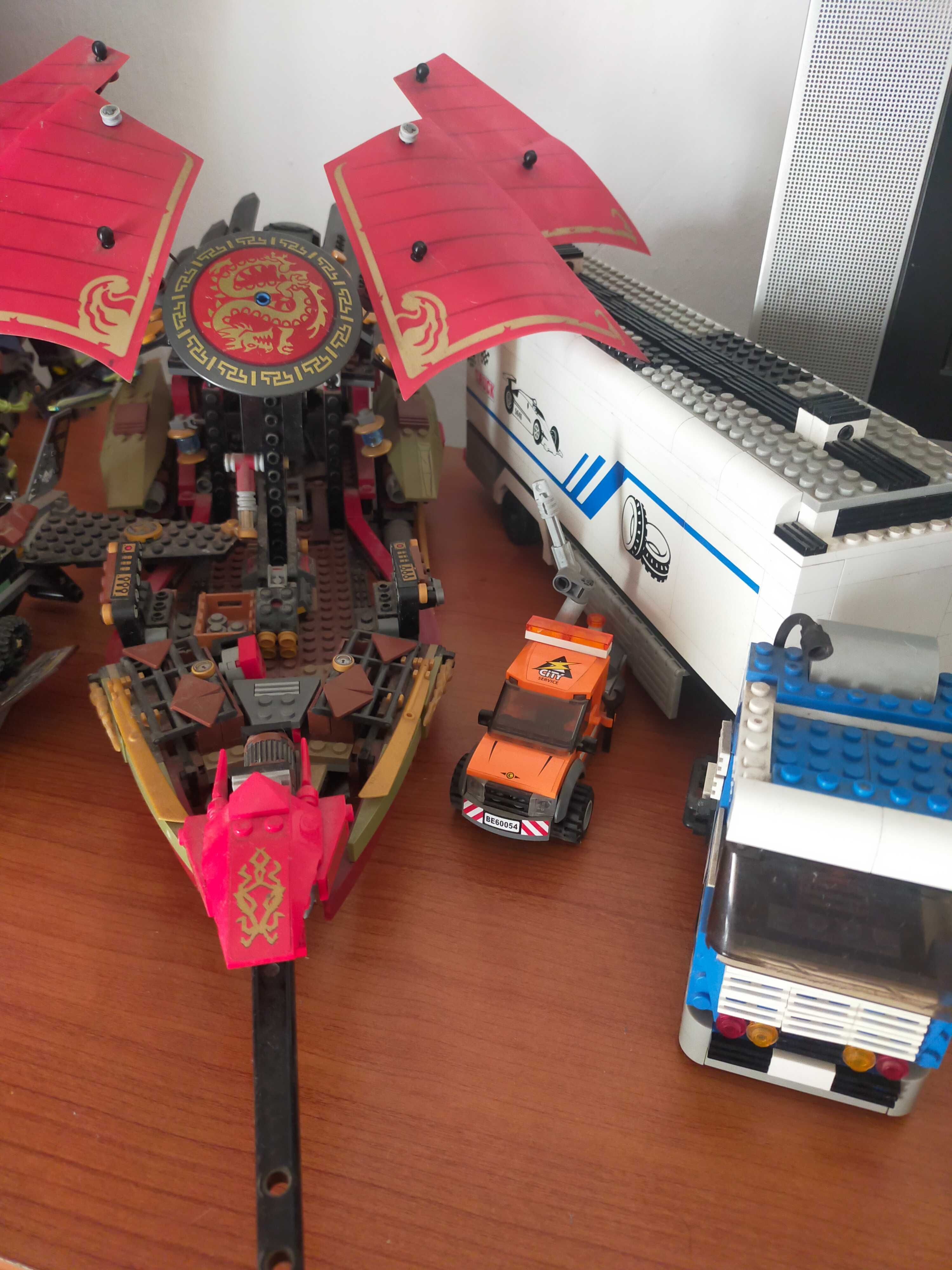 Conjuntos de legos e peças