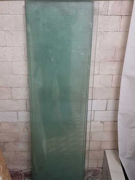 Prateleiras em vidro temperado 120x30x6mm