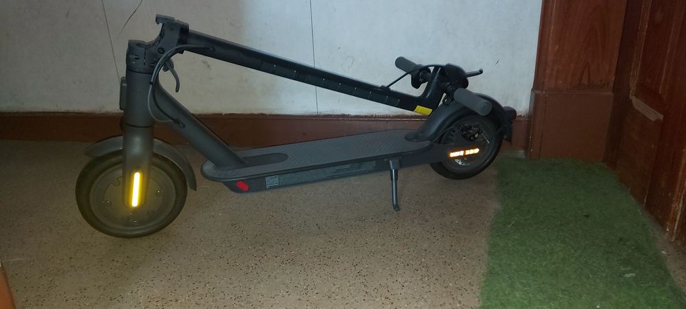 Mi Electric Scooter Essencial NUNCA FOI USADA