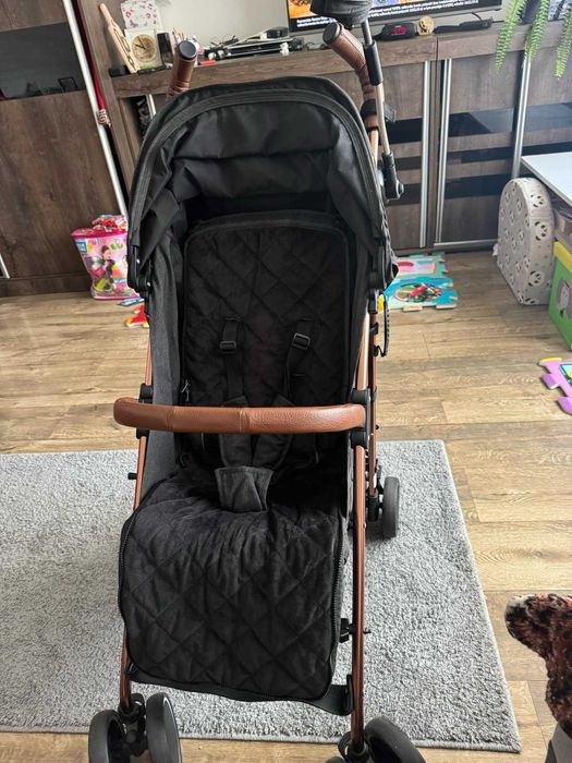Wózek spacerowy lekki