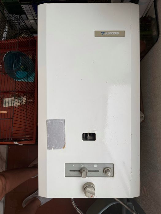 Esquentador Junkers a gas butano/ propano 11 litros .