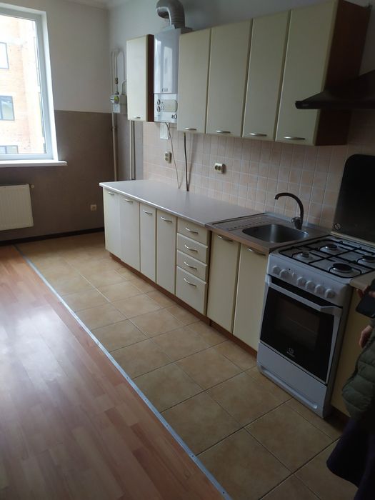 Продається двокімнатна квартира