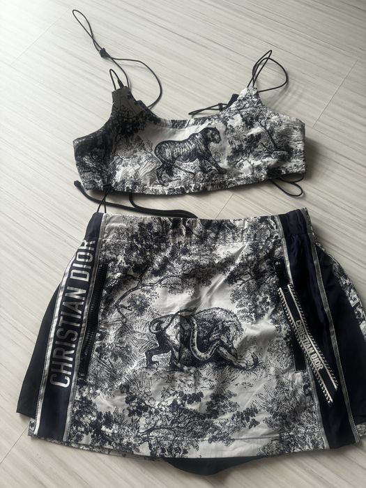 Komplet top spodnico /spodenki Christian Dior