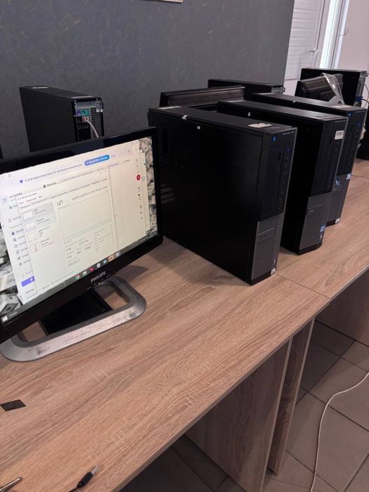 Компьютера и мониторы, цена в описании