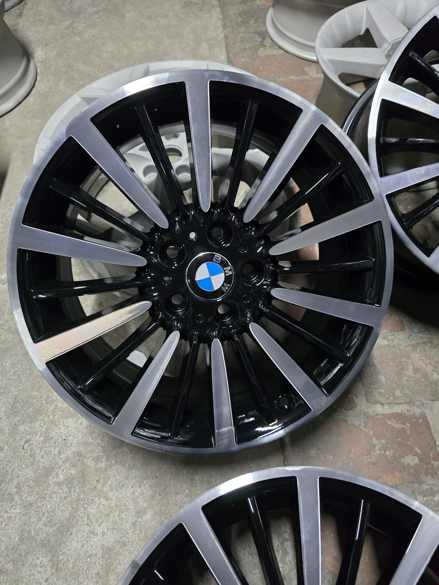 Felgi  18 5x120 BMW E90 E91 F30 F10 F11   X3