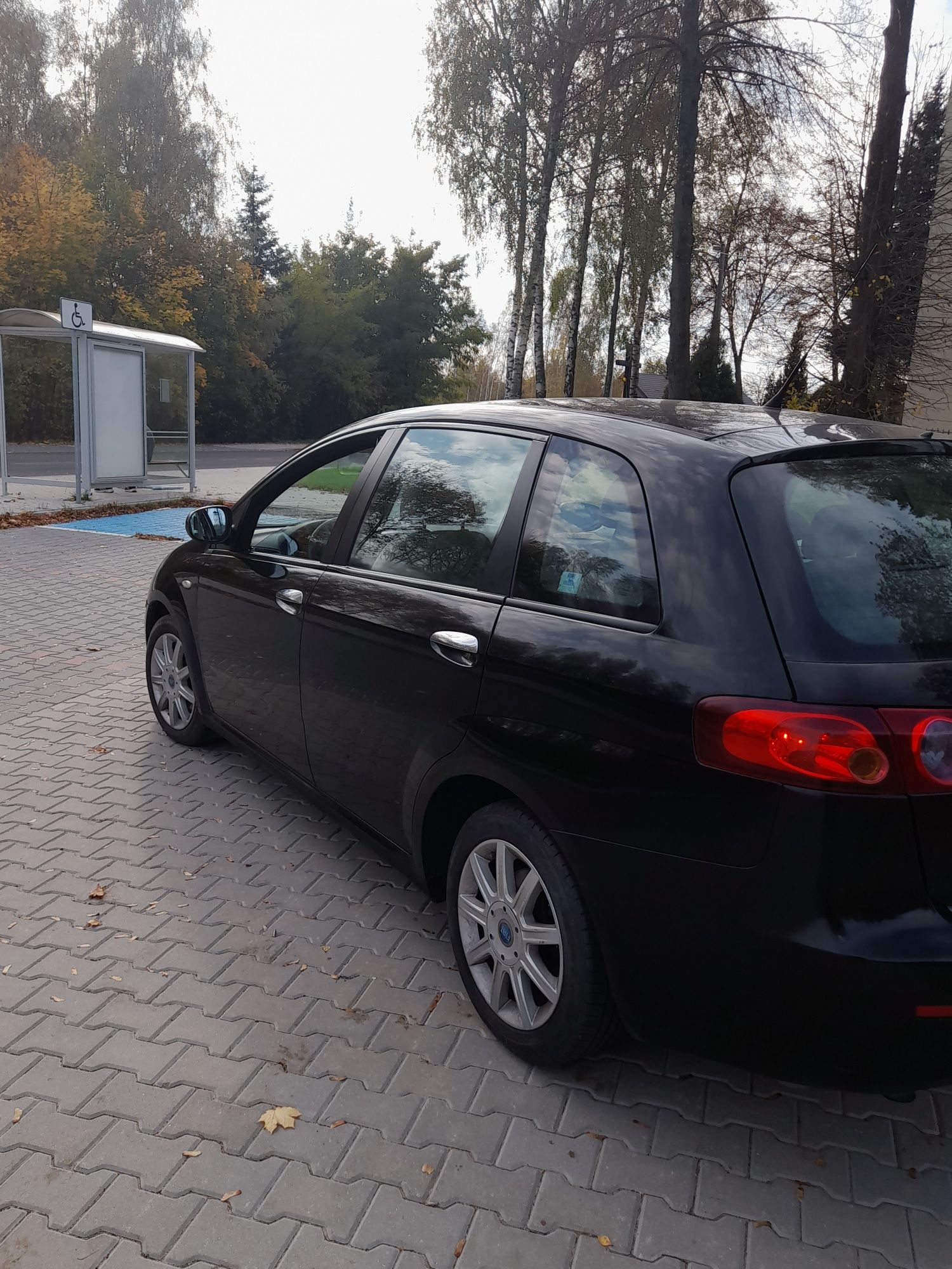 Sprzedam samochód osobowy Fiat Croma